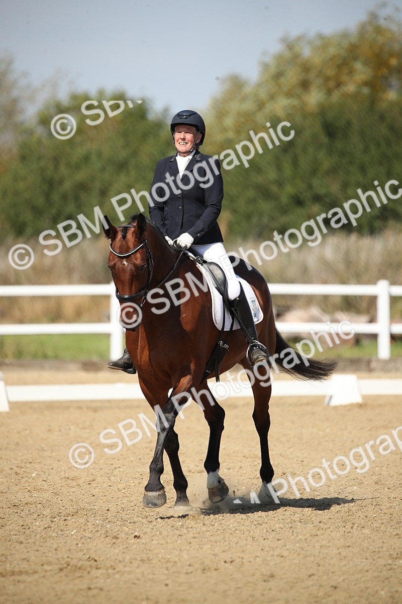 SBM_005006 - Class 11 - Novice 5 - 11.41-12.58