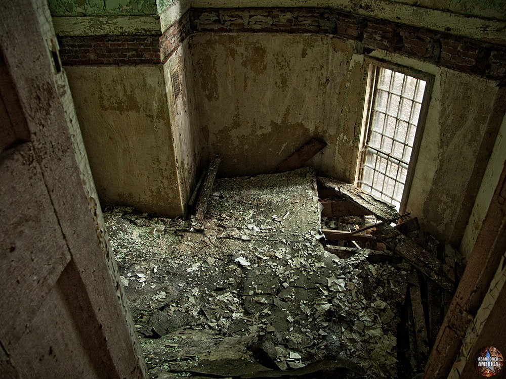 Room collapse, Taunton State Hospital