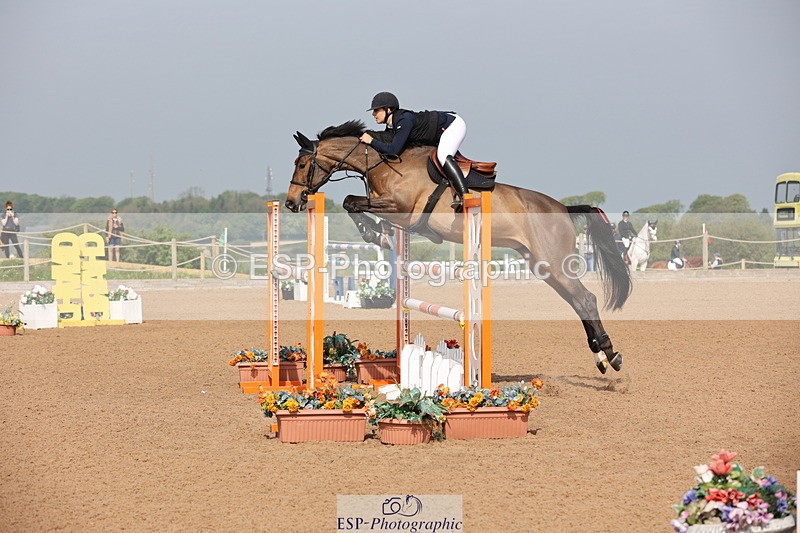 240511A-100010-11573 - Cls 33 Snr 1.20m Open