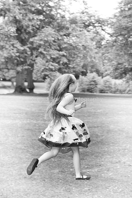 0KJS9289 - Darren, Kirsty and family.