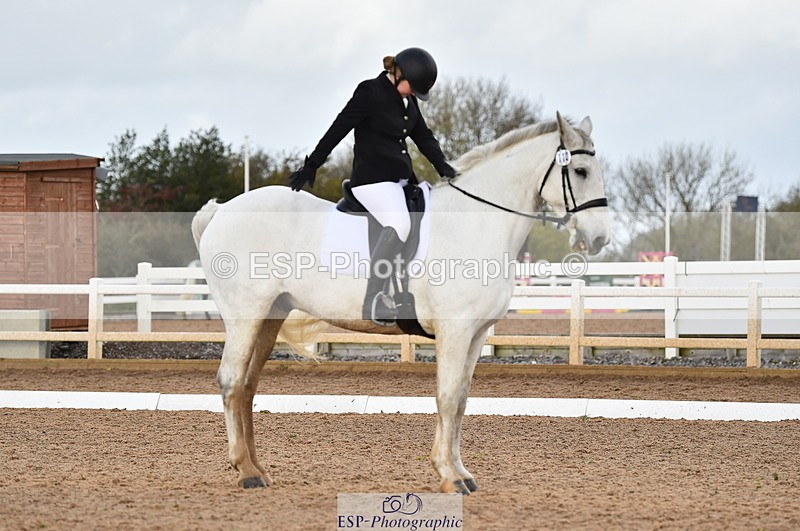 231104A-115132-01616 - Cls 5 Novice 37A