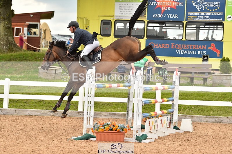 230720A-134400-03180 - Cls 21, 1 Star Gold 1.30m