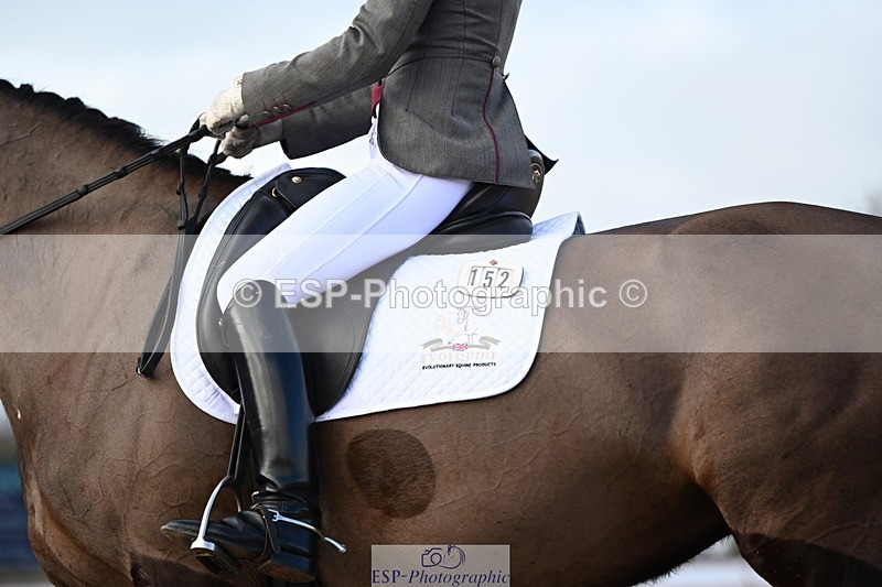 240218A-140203-08544 - 152-Beth.Miller-Lillie.Langtry