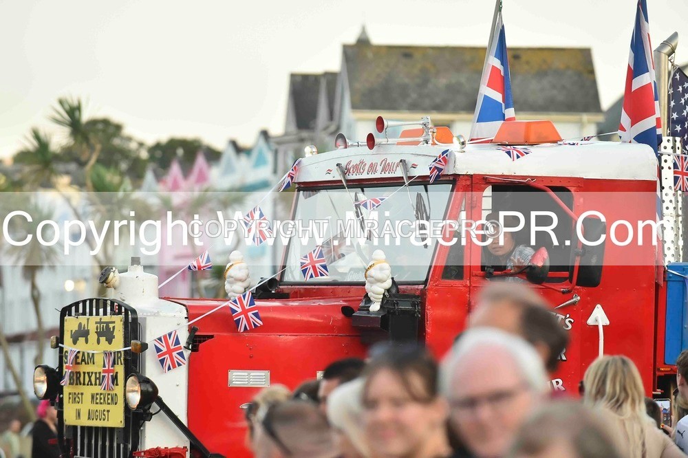 SH4_3980 - Carnival Procession.