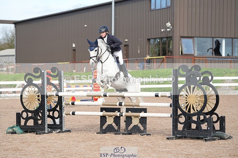 251025-141413-00600 - Cls 13 Pony Foxhunter and 1.10m