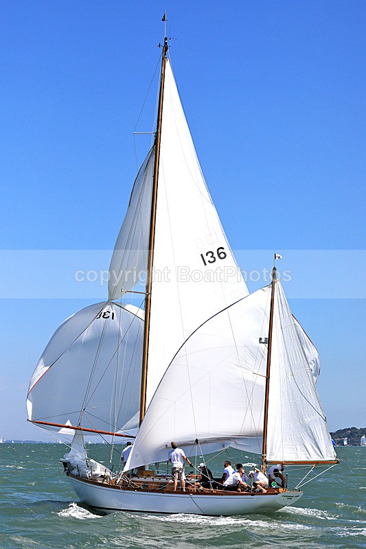 180715 LAUGHING GULL K136 1Y3A2544 - Sailboats - monohull