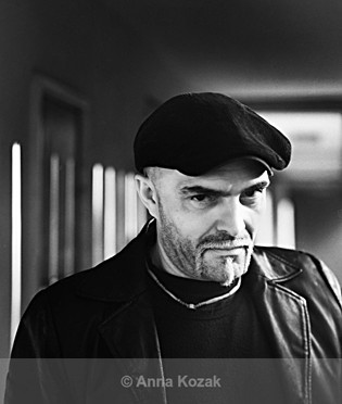 Fabio's grim look - 4x5 large format portraiture