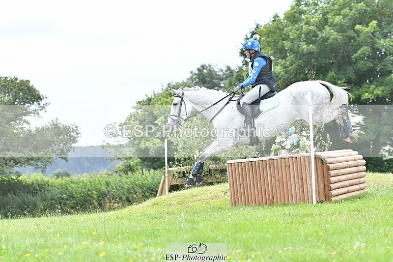 240803-132906-06891 - 155-Tracy_Meeking-SIMPLY_CERTAIN