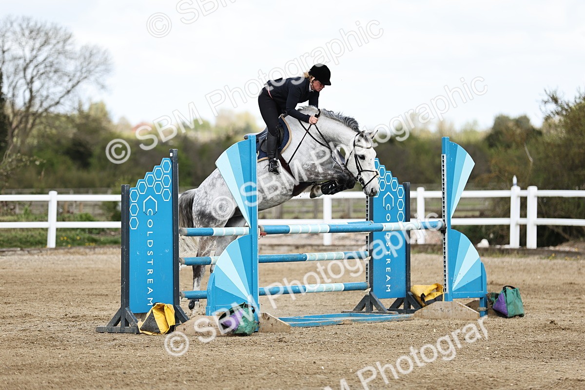 SBM_001119 - Class 4 - Senior Newcomers - 1.10m