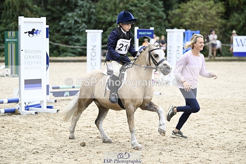 250820A-130223-06846 - Round 1, Start to 1.30pm Break