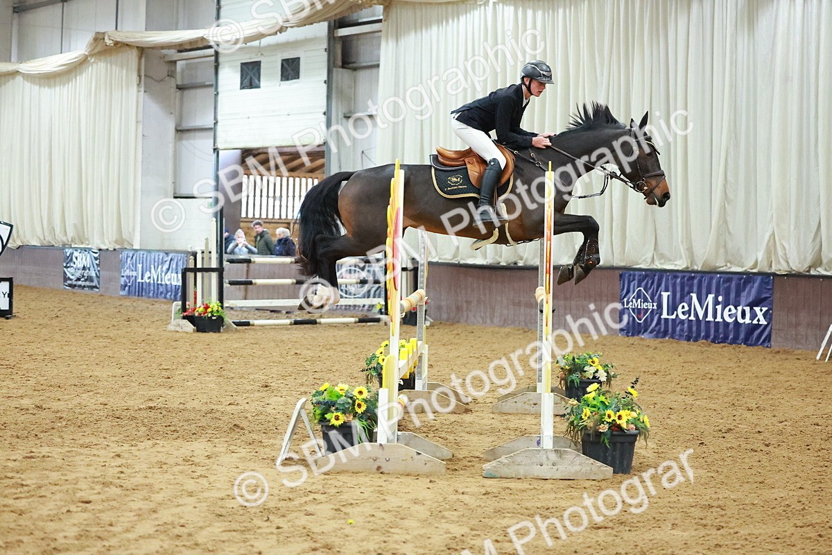 SBM_007384 - Class 19 - Senior Newcomers 1.10m