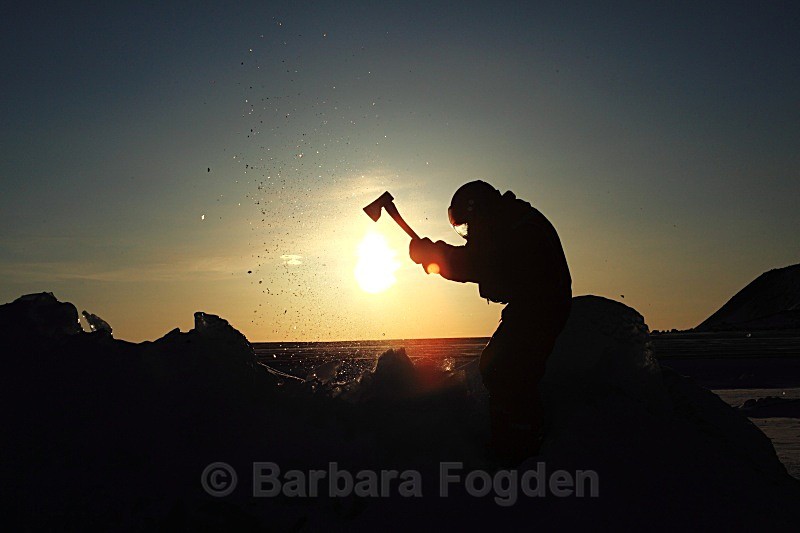 Chopping ice 0310 - The daylight returns