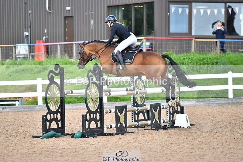 230819A-160329-01103 - Cls 33 1.05m Amateur Qualifier
