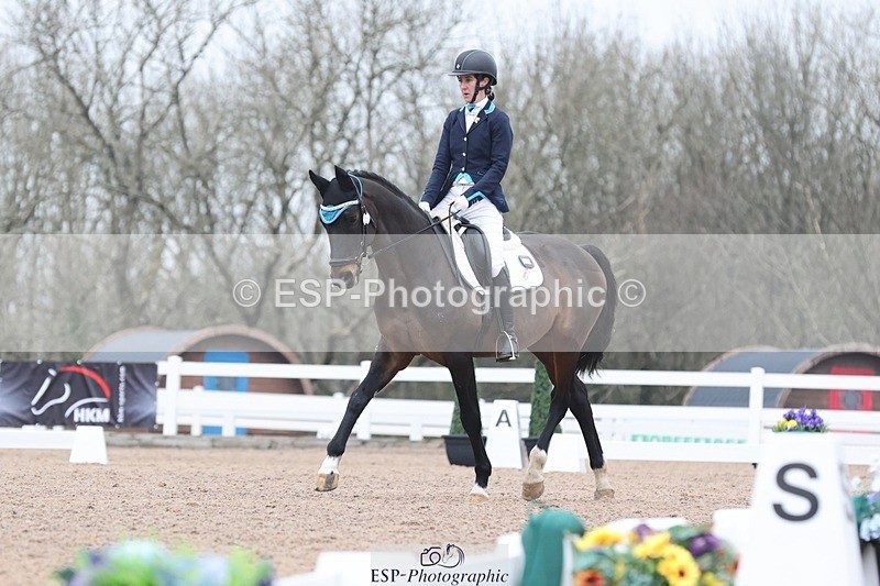 250216-124447-05574 - 249-Alys.Matravers-VORVASHILL.VERTIGO