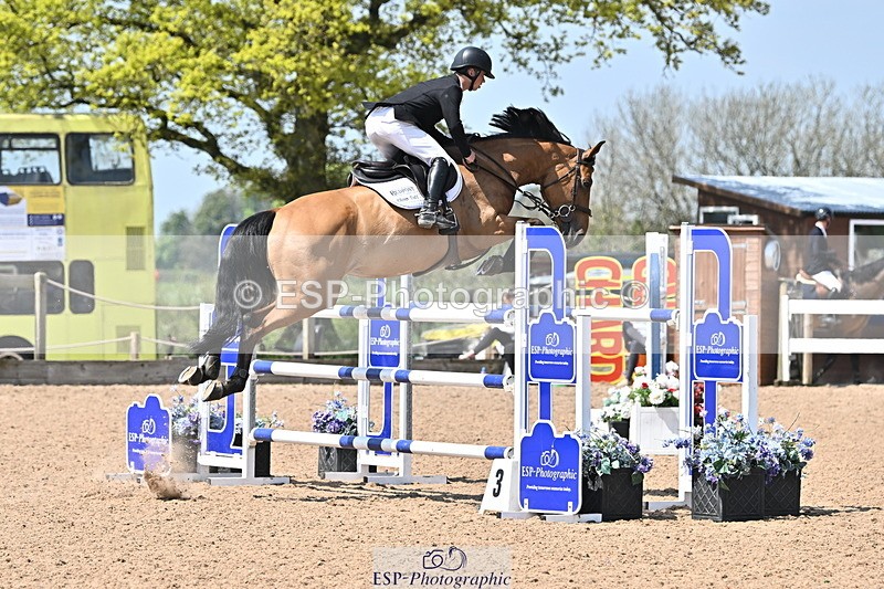 240509A-133435-02086 - Cls 10 National 1.30m Open