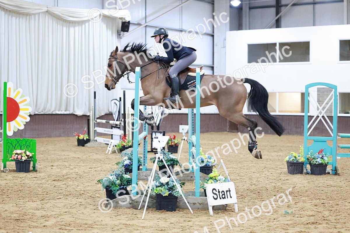 SBM_007443 - Class 24 - Nupafeed Supplements Senior Discovery/ 1m Open