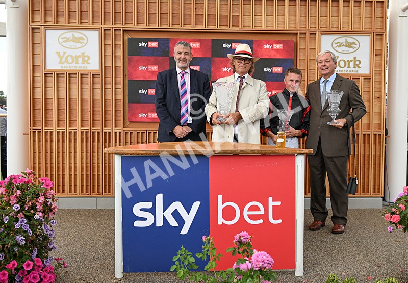 190826-111 Maltese Cross - Race 3 15.00pm Sky Bet Great Voltigeur Stakes