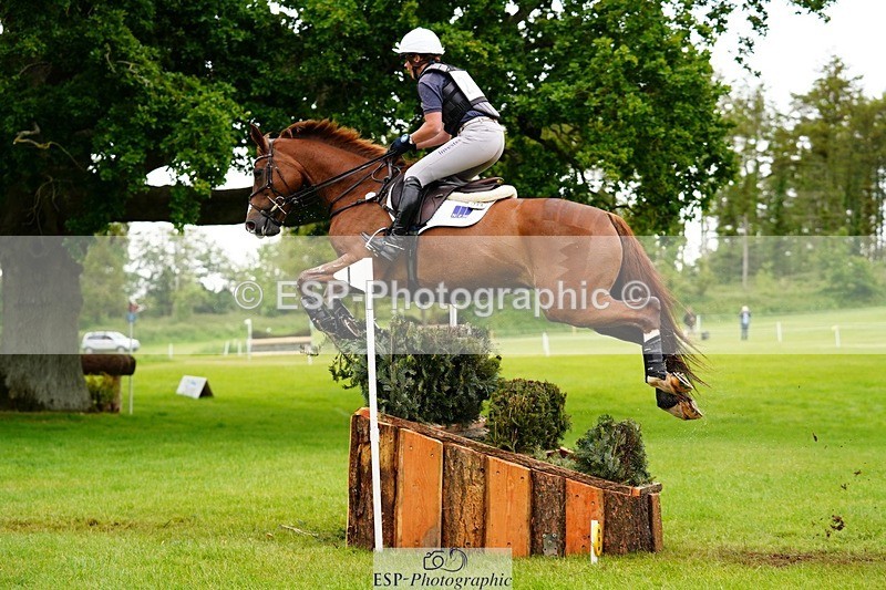 240525-172650-19146 - 289-JUST_A_JOLLY-Flora_Harris