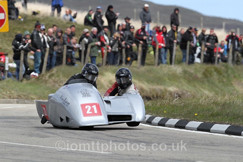 Mike Cookson/ Alun Thomas - Sure Sidecar Race 1