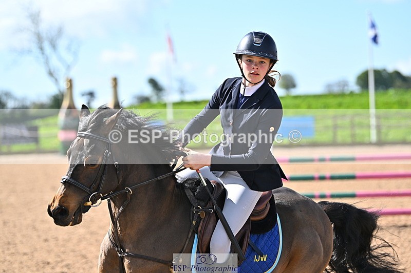 240504A-094826-00979 - Cls 1 Pony Intro 70cm