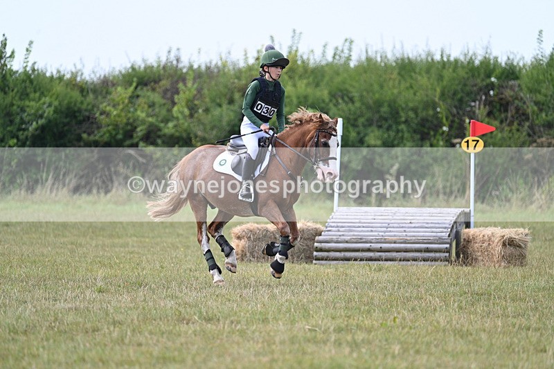 WJ7_7171 - 60cm XC Time 13:22 to 13:53