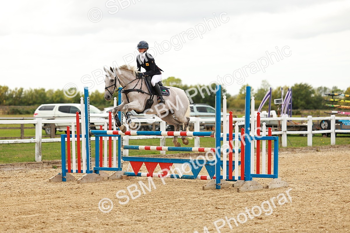 SBM_001539 - Class 4 - Senior Newcomers - 1.10m