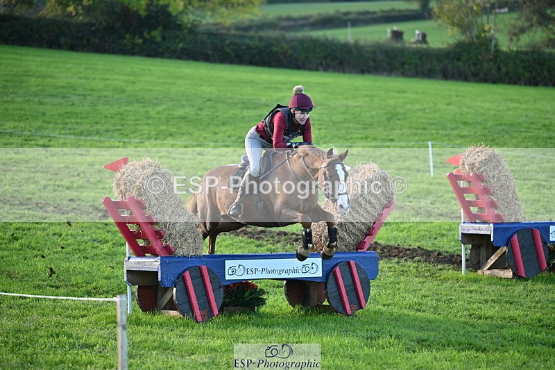 251025A-164348-22162 - H-654-Philippa.Skelton