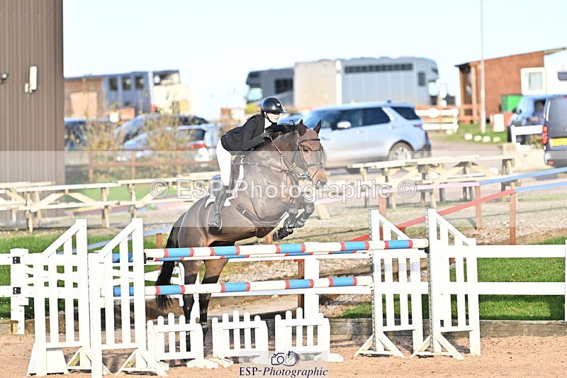 241113A-145352-00951 - Cls 06A&B Nat 1.30m & 1.40m Open