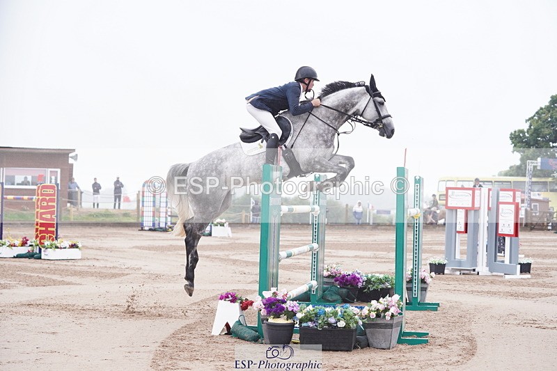 240720A-112428-14299 - Cls 3, 3 Star Small Tour 1.40m