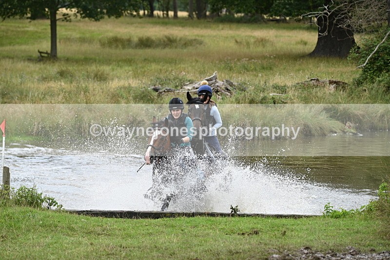 WJ7_3894 - Time at Water 12:52 to 13:22