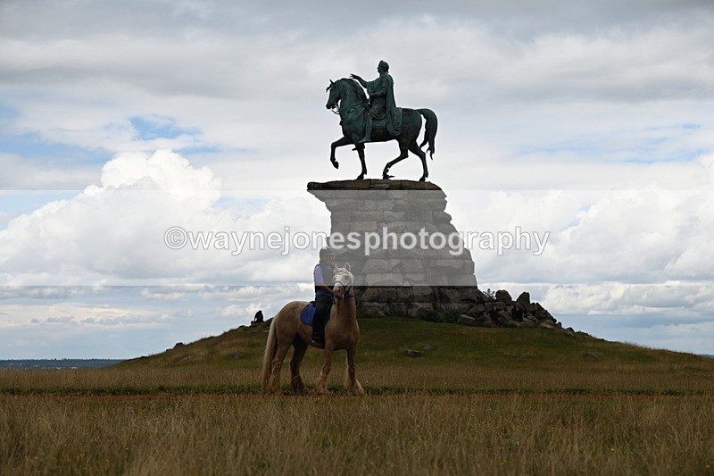 DSC_9550 - Time at Statue 15:11 to 15:58