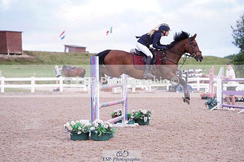 250628-203556-08626 - Cls 26 Pony Foxhunter & 1.10m Open