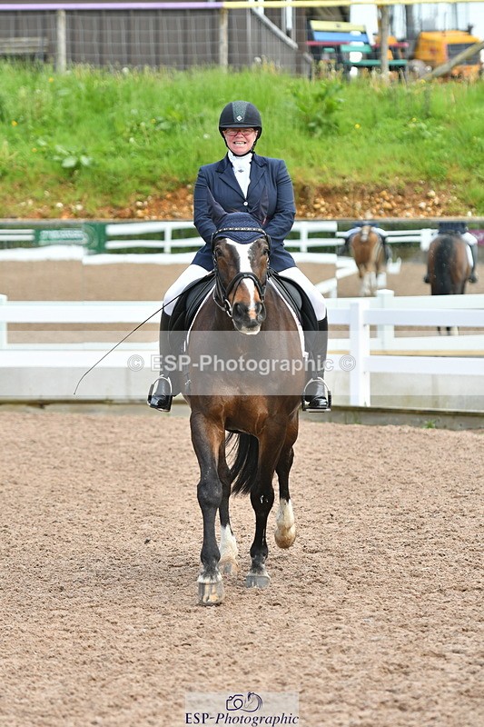 230511A-144307-00982 - BD Cls 14 Adv Medium 98