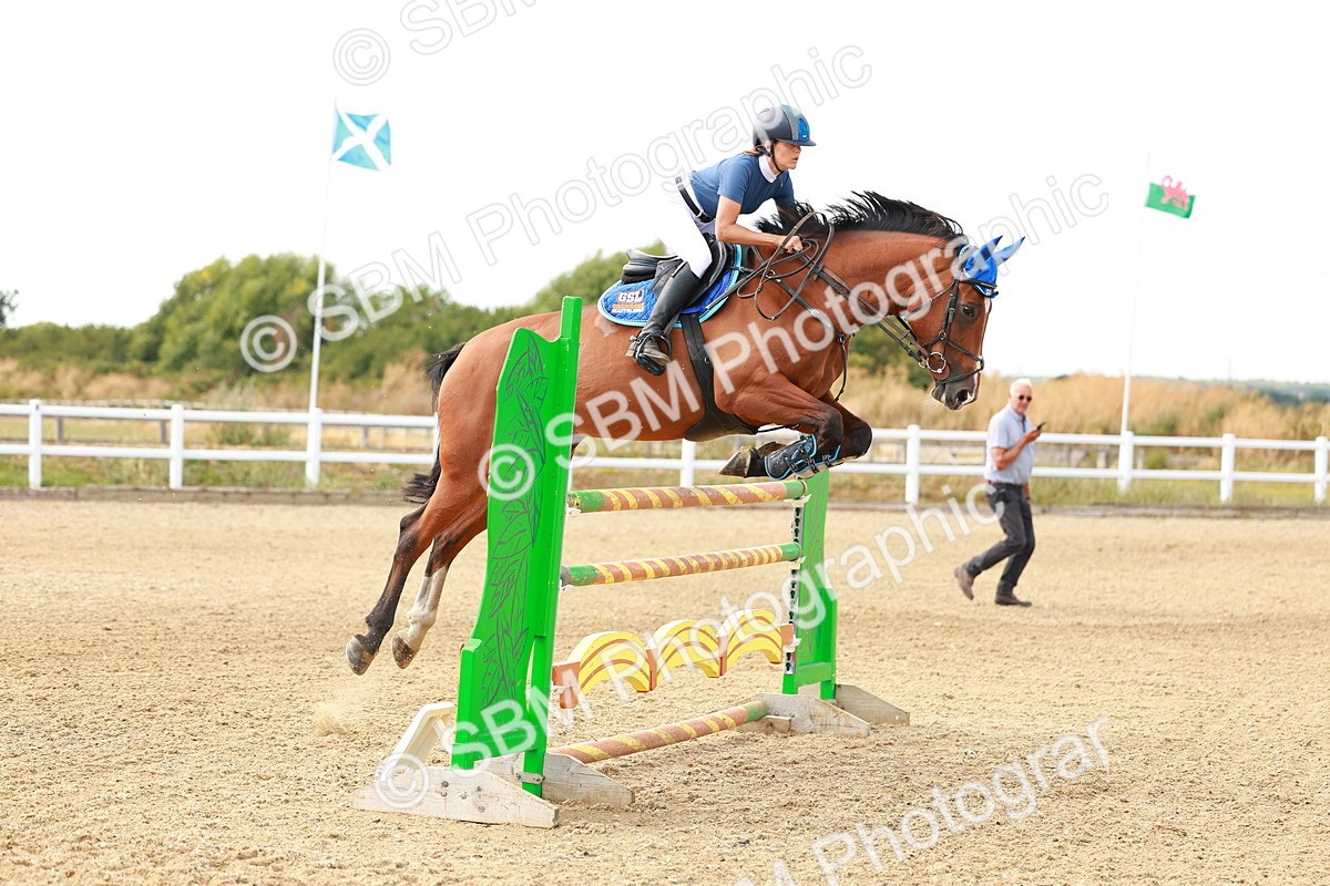 SBM_007413 - Class 5 - Senior British Foxhunter - 1.20m