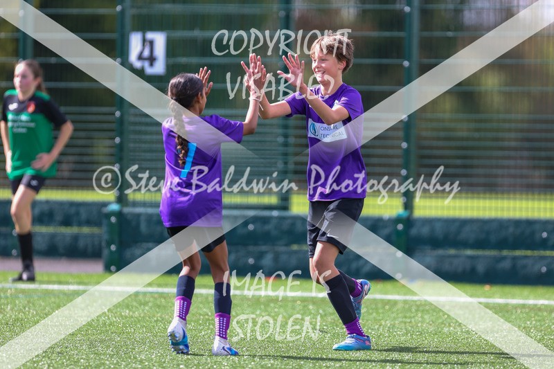 1DX30715 - 2025-09-13 FC Abbey Meads U13 Blue Girls V AFC Corsham U13 Pumas