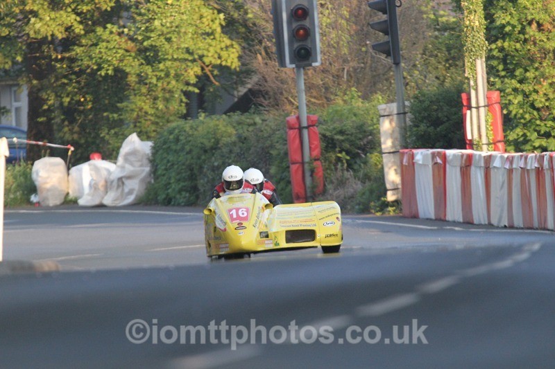 IMG_5685 - Thursday Practice - TT 2013 Side Car
