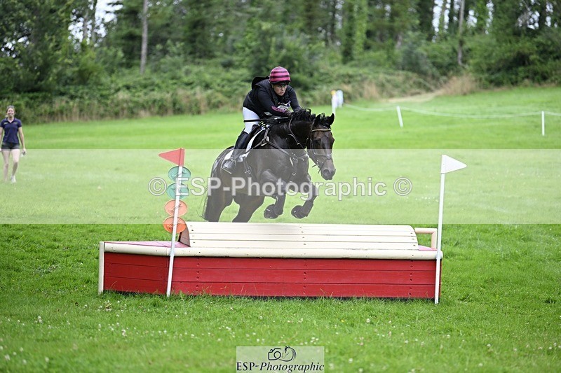 240803-105249-01724 - 110-Lizzie_Luxton-KILCARNA_BARNEY