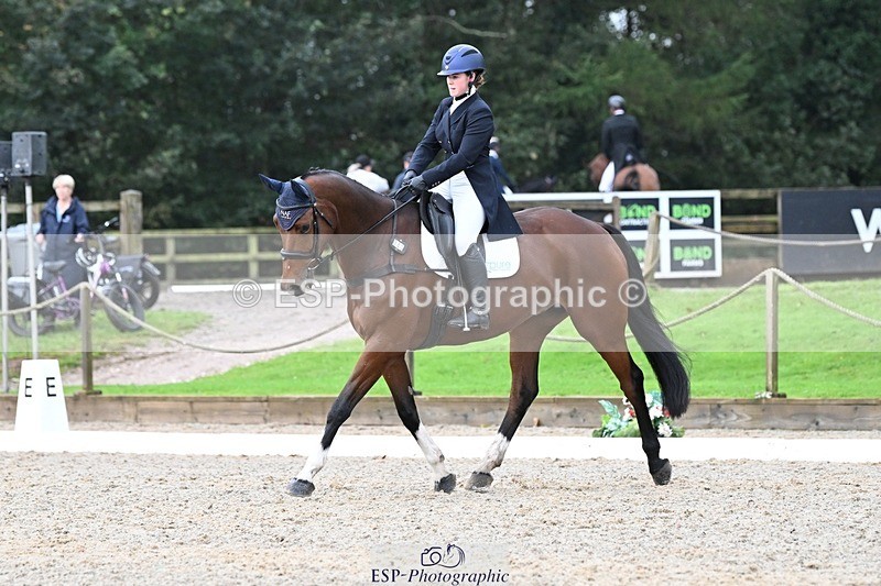 231019-113556-01848 - 040-DODINGTON-Sophie.Wildern-DR