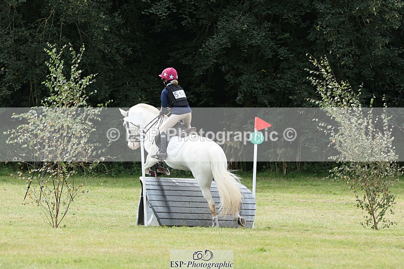 240825X-114804-32335 - 70cm XC 11.00 to 12.00