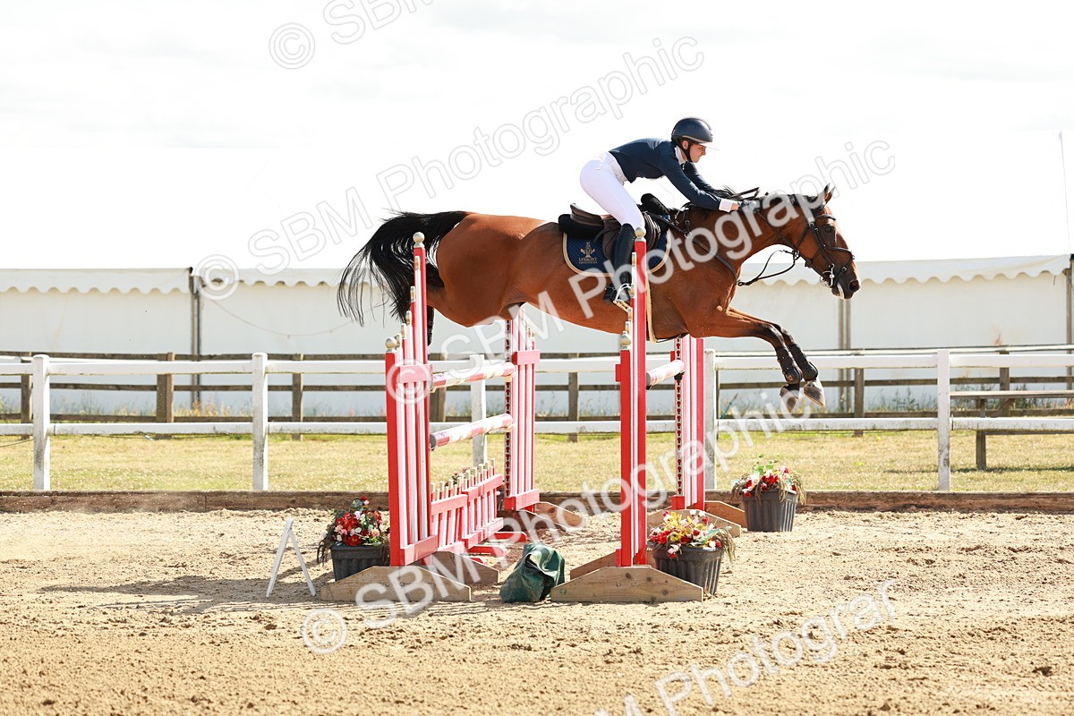 SBM_020533 - Class 23 - Senior Foxhunter - 1.20m