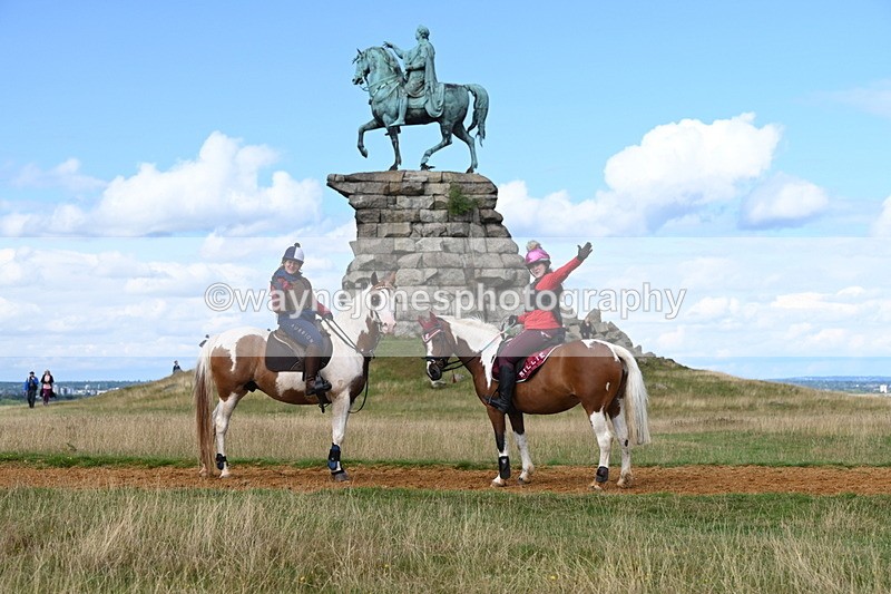 DSC_9911 - Time at Statue 15:11 to 15:58