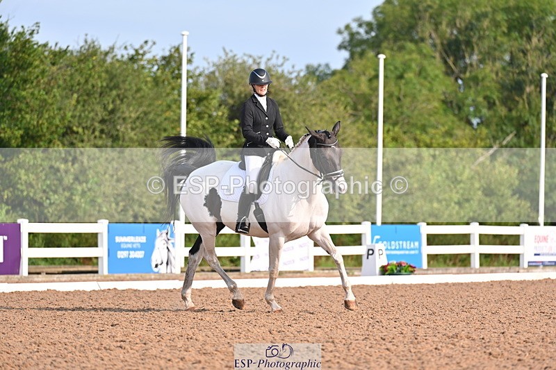 240817A-090752-06500 - 109-Michelle.Head-Alvescot.Winning.Mood