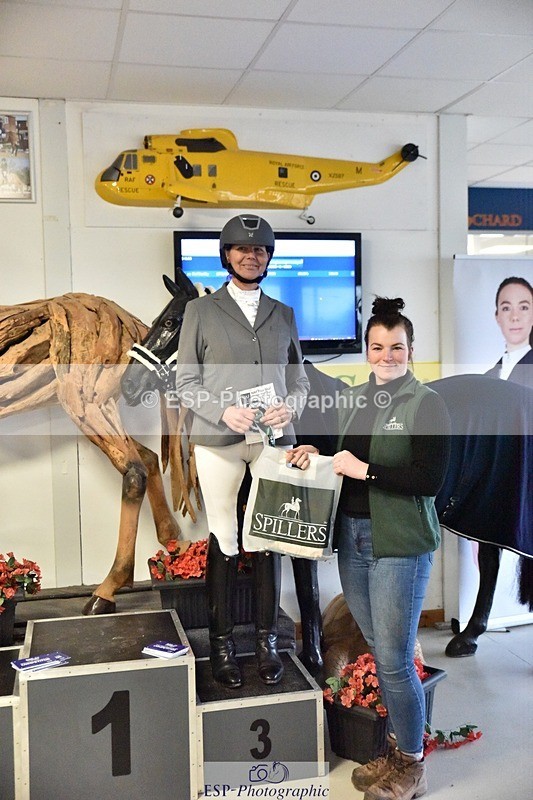 250214-153710-02606 - Freestyle Medium Gold Presentations