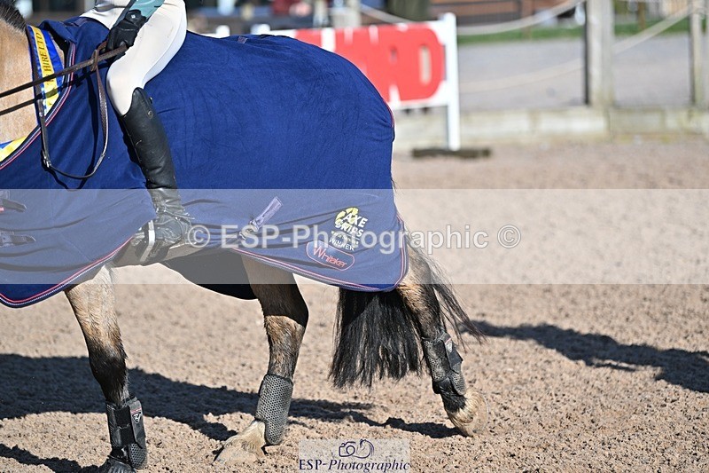 250301-100815-00256 - 70cm