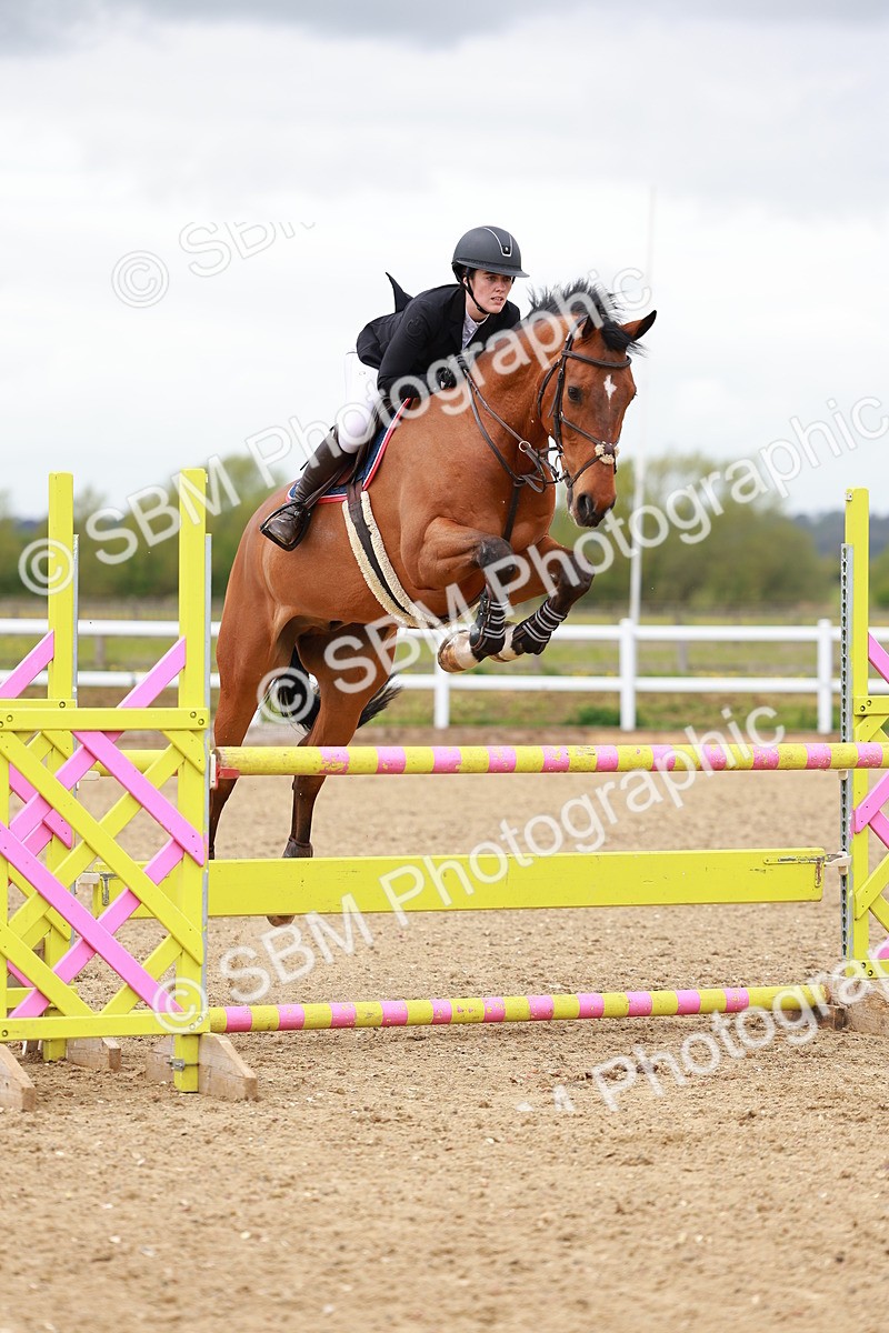 SBM_002285 - Class 10 - Senior Newcomers - 1.10m