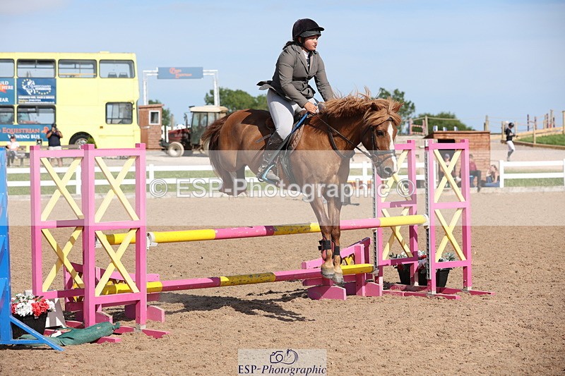 240629A-171111-08287 - Cls 13 Stepping Stones 128cm + 138cm