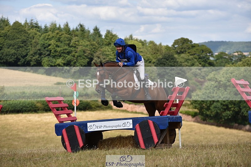 250802A-160228-07164 - E-220-Tim.Cheffings-LEOPOLD.BLOOM.M2S