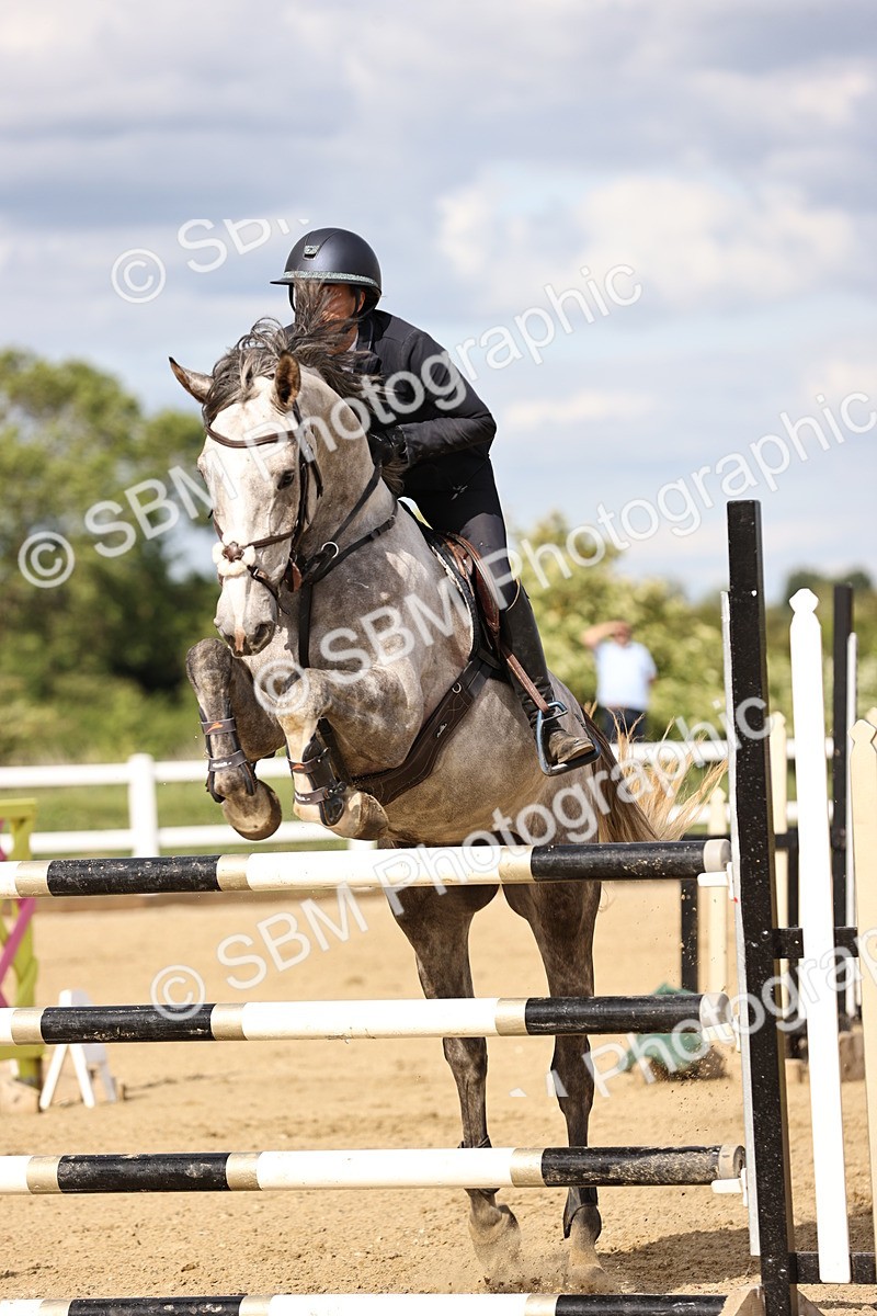 SBM_003732 - Class 13 - Senior Foxhunter - 1.20m