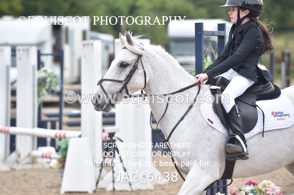 JAC_6438 - CLASS 12 SUN Club/ Unaffiliated 70cms Open