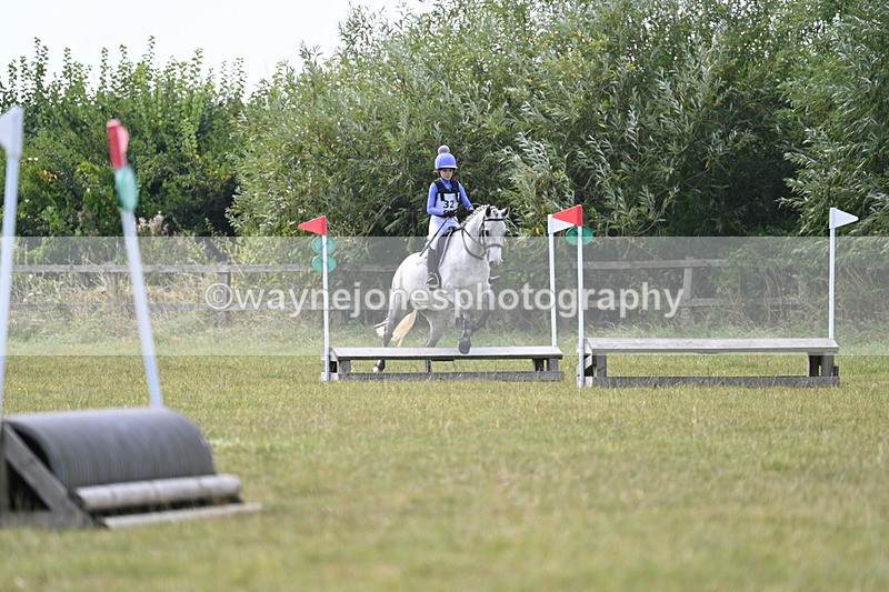 WJ7_7297 - 60cm XC Time 13:22 to 13:53